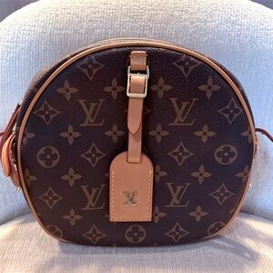 Louis Vuitton Monogram Boite Chapeau Souple MM